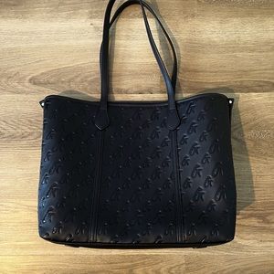 Gently worn official Glam-Aholic Black Signature Tote Bag. Excellent condition .